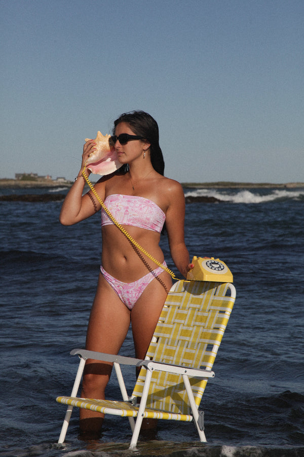 A Mermaids Paradise Bottom